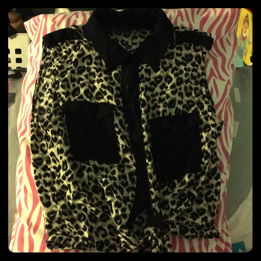 Knit Cheetah Print Top